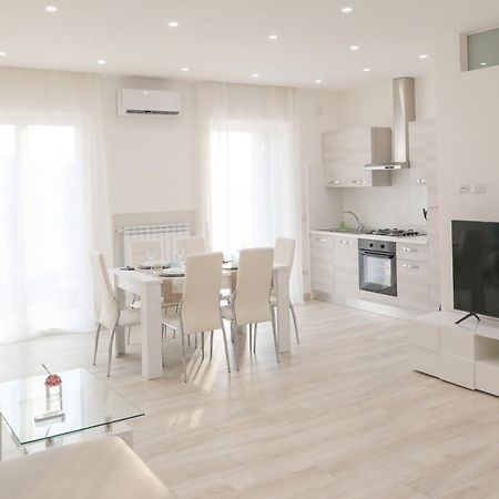 Angela Apartment Sorrento Luaran gambar